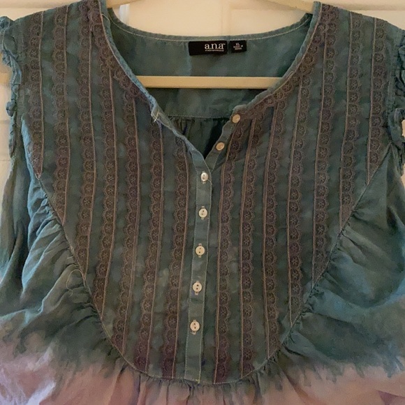 😊FREE😊W/ $20 Purchase - ANA boho blouse w/tiny ruffles, lace & stretchy - Picture 2 of 9